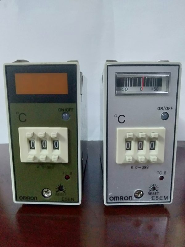 Bo Dieu Khien Nhiet E5en Yr40k Omron