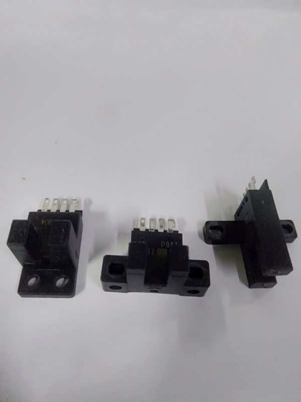 Cam Bien Quang Ee Sx671 Omron